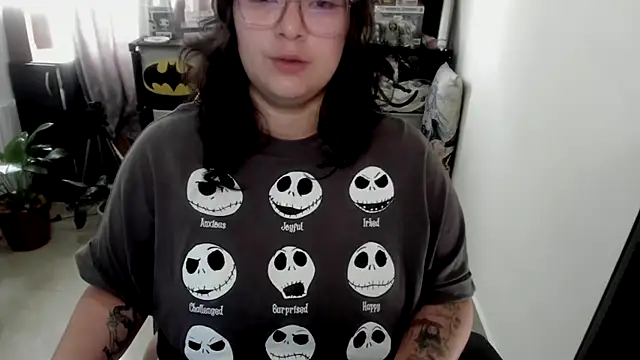 aika-dreams online show from 04-25-26, 01:41