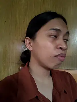 Snapshot of Urworldclasstrans chatting on 03-19-26, 06:50 Urworldclasstrans online show from 03-19-26, 06:50