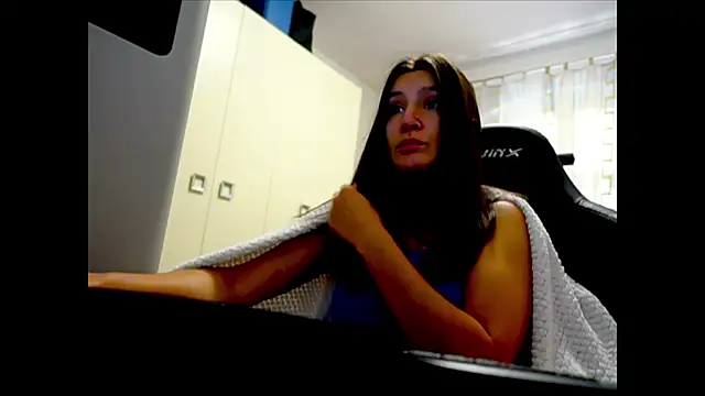 Snapshot of GodlyTheia chatting on 05-20-26, 03:40 GodlyTheia online show from 05-20-26, 03:40