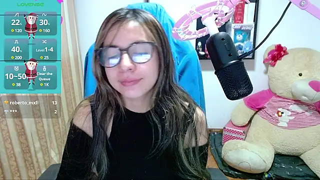 Snapshot of Maggie_Fox3 chatting on 12-27-24, 03:31 Maggie Fox3 online show from 12-27-24, 03:31