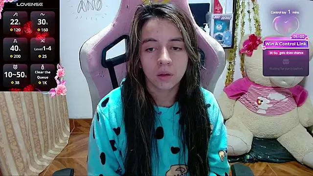 Snapshot of Maggie_Fox3 chatting on 01-03-25, 01:48 Maggie Fox3 online show from 01-03-25, 01:48