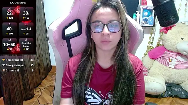 Snapshot of Maggie_Fox3 chatting on 03-13-25, 04:27 Maggie Fox3 online show from 03-13-25, 04:27