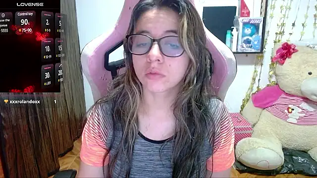 Snapshot of Maggie_Fox3 chatting on 03-18-25, 02:25 Maggie Fox3 online show from 03-18-25, 02:25