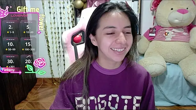 Snapshot of Maggie_Fox3 chatting on 09-16-25, 03:29 Maggie Fox3 online show from 09-16-25, 03:29