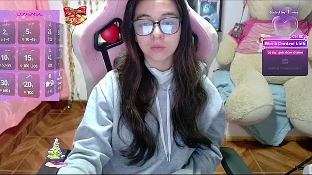 Snapshot of Maggie_Fox3 chatting on 12-14-25, 12:49 Maggie Fox3 online show from 12-14-25, 12:49