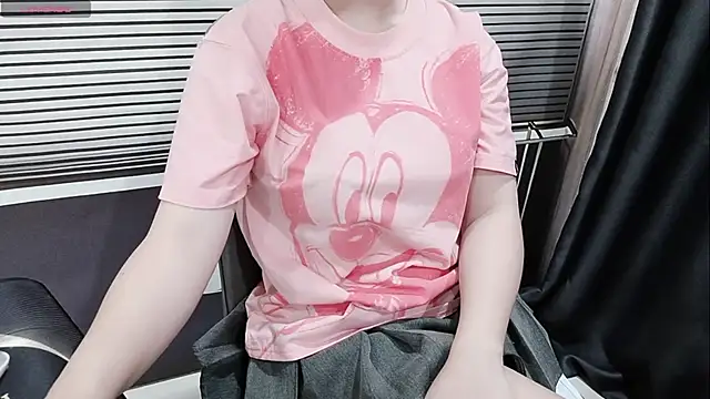 pelue online show from 04-27-26, 01:25