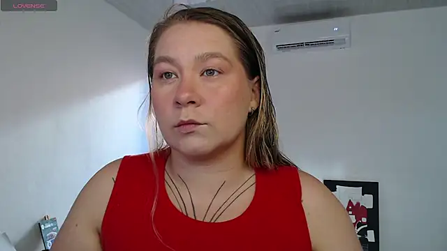 Snapshot of Enotika chatting on 11-26-25, 07:59 Enotika online show from 11-26-25, 07:59