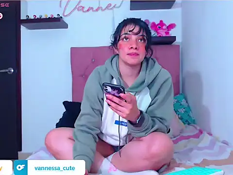 Vannessa  Shy online show from 10-28-25, 01:20