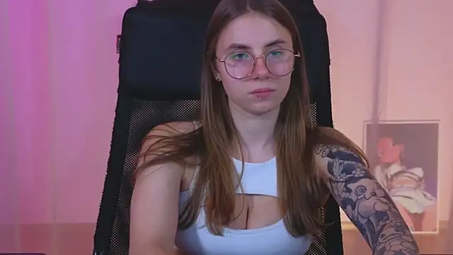 Snapshot of _AnnaStark_ chatting on 01-16-25, 11:48 AnnaStark online show from 01-16-25, 11:48