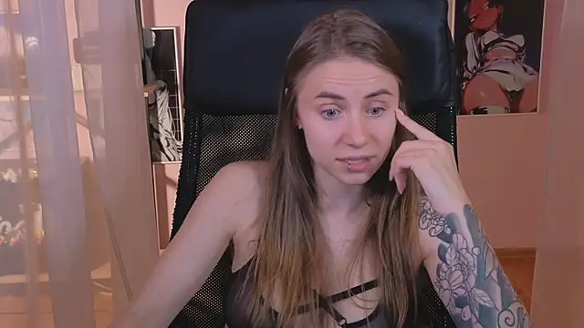 Snapshot of _AnnaStark_ chatting on 09-12-25, 07:36 AnnaStark online show from 09-12-25, 07:36