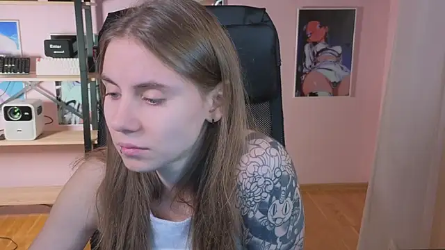 Snapshot of _AnnaStark_ chatting on 10-01-25, 08:26 AnnaStark online show from 10-01-25, 08:26