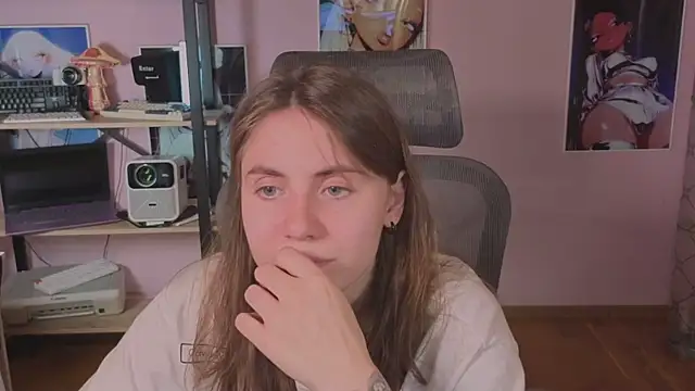  AnnaStark  online show from 07-10-26, 07:27
