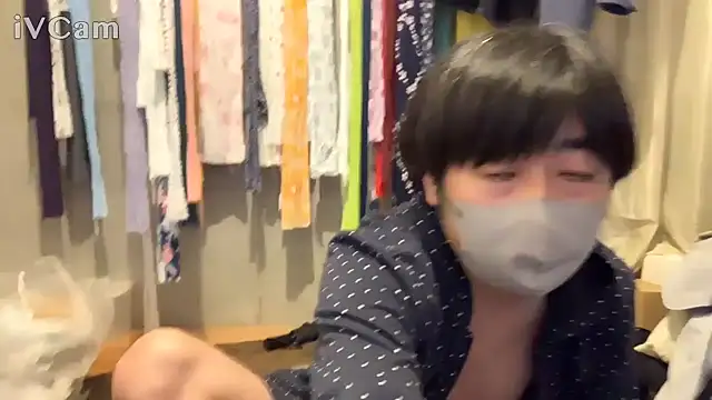 Snapshot of Fundoshi_2 chatting on 01-10-26, 12:29 Fundoshi 2 online show from 01-10-26, 12:29