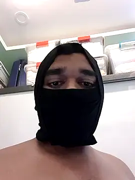 Wildguycums online show from 10-04-25, 05:44