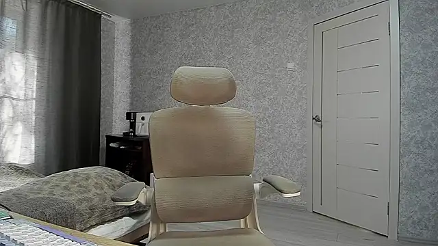 Bananas dick online show from 03-21-26, 09:47