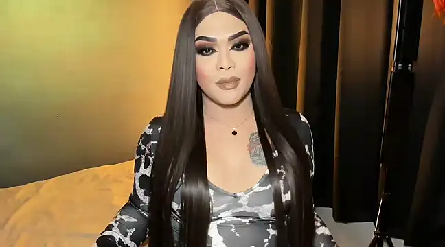 Snapshot of VictoriaEliz chatting on 03-07-25, 06:43 VictoriaEliz online show from 03-07-25, 06:43