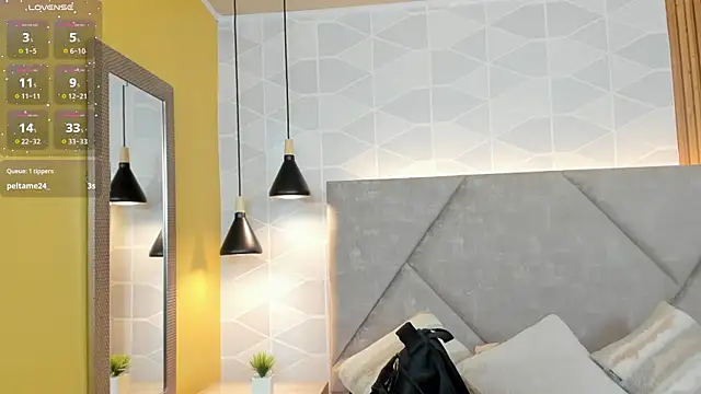 Sammy Fit  online show from 04-25-26, 01:03