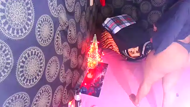 LunaRai online show from 12-16-25, 04:39