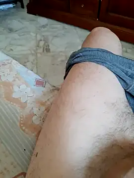 Snapshot of Alex_7422 chatting on 09-20-25, 01:12 Alex 7422 online show from 09-20-25, 01:12