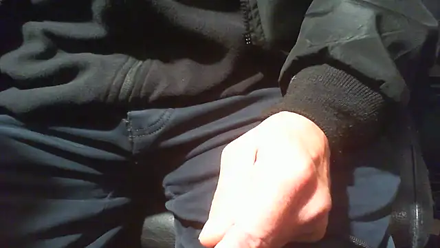 nonnomaturobisex online show from 10-31-25, 08:37