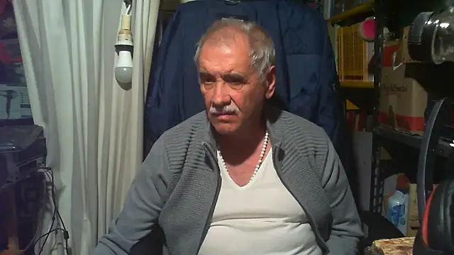 Snapshot of nonnomaturobisex chatting on 05-18-26, 05:30 nonnomaturobisex online show from 05-18-26, 05:30