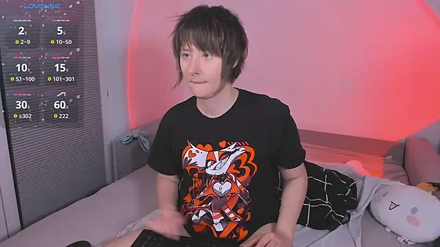Snapshot of mothkink chatting on 07-20-26, 07:27 mothkink online show from 07-20-26, 07:27