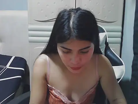 Snapshot of Miss_unknown chatting on 10-08-25, 02:20 Miss unknown online show from 10-08-25, 02:20