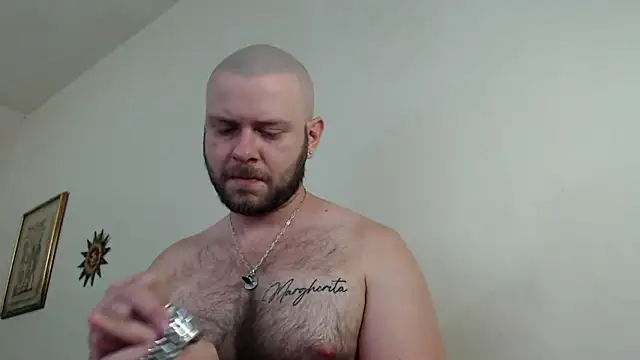 Snapshot of TONY_WHITE_7 chatting on 03-11-26, 12:27 TONY WHITE 7 online show from 03-11-26, 12:27