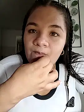 Snapshot of Van3orgasm4me chatting on 03-22-25, 08:26 Van3orgasm4me online show from 03-22-25, 08:26