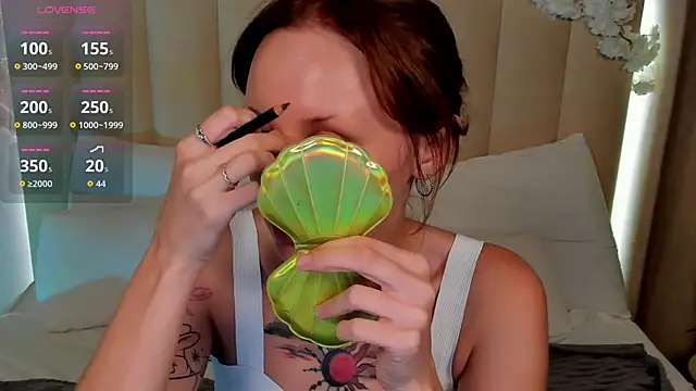 LianaFord online show from 05-22-26, 04:30
