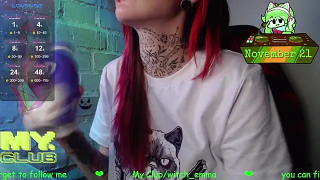 Witch Emma online show from 11-21-25, 08:35