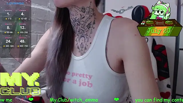 Snapshot of Witch_Emma chatting on 07-20-26, 06:17 Witch Emma online show from 07-20-26, 06:17