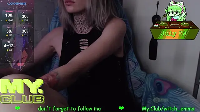 Snapshot of Witch_Emma chatting on 07-29-26, 07:39 Witch Emma online show from 07-29-26, 07:39