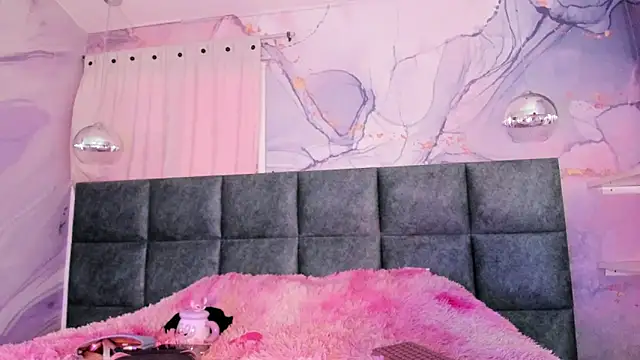 AntonellaRossi online show from 04-06-26, 07:48