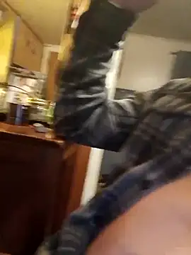 Snapshot of OralDesires2 chatting on 11-05-25, 10:54 OralDesires2 online show from 11-05-25, 10:54