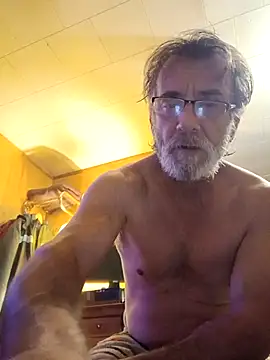 Snapshot of OralDesires2 chatting on 11-26-25, 10:22 OralDesires2 online show from 11-26-25, 10:22