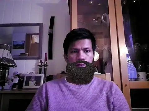 Snapshot of SweetasianHugoxxx chatting on 11-14-25, 12:26 SweetasianHugoxxx online show from 11-14-25, 12:26