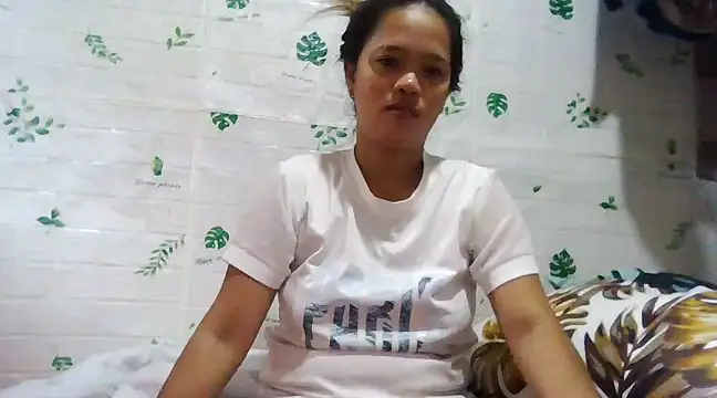 Silly Girl21 online show from 12-30-24, 02:09