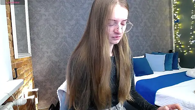 KateJonson online show from 11-22-25, 07:29