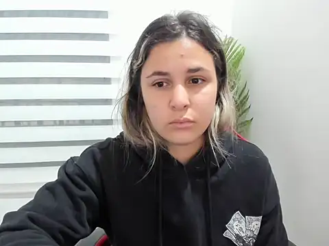 Lana Sofia1 online show from 03-18-26, 12:47