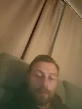 Snapshot of HouseOfCums chatting on 10-05-25, 11:46 HouseOfCums online show from 10-05-25, 11:46