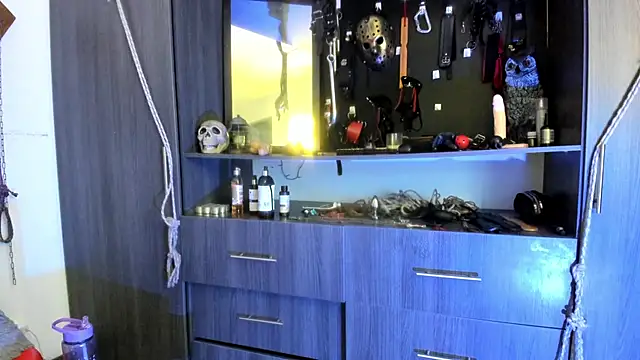 sweet  wild online show from 01-31-25, 10:42