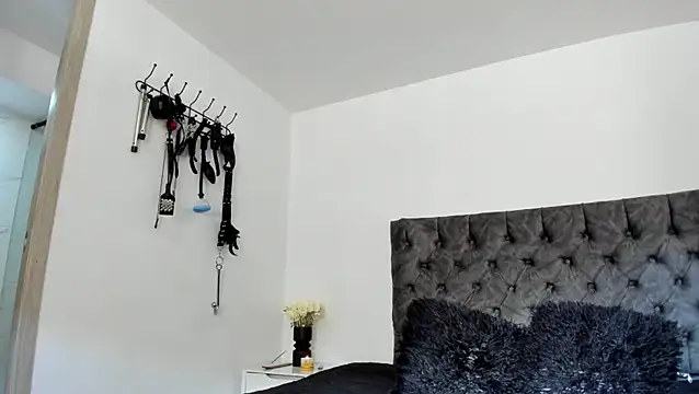sweet  wild online show from 06-20-26, 09:39