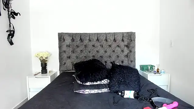 sweet  wild online show from 07-30-26, 11:42