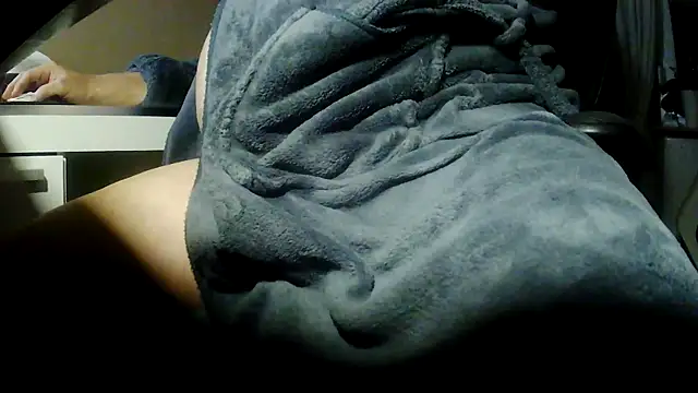 Snapshot of suedel65 chatting on 02-26-26, 05:06 suedel65 online show from 02-26-26, 05:06