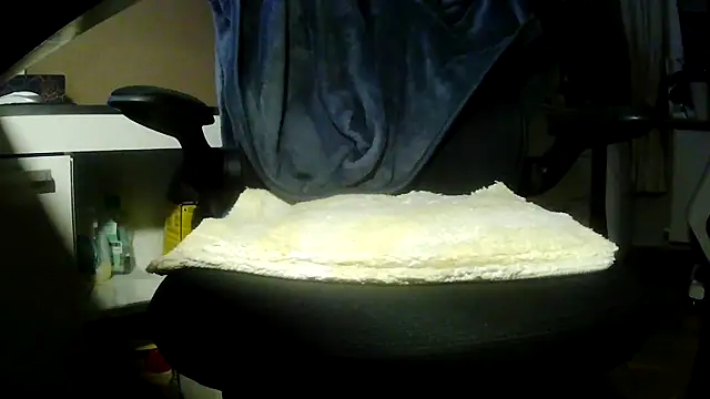 Snapshot of suedel65 chatting on 02-27-26, 04:12 suedel65 online show from 02-27-26, 04:12