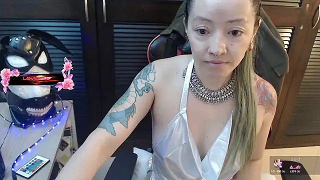 pink-2022 online show from 04-23-26, 02:19