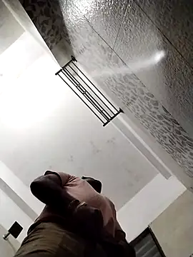 Desi Londa 143 online show from 10-03-25, 03:47