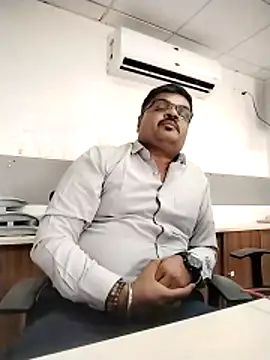 Desi Londa 143 online show from 03-19-26, 09:35