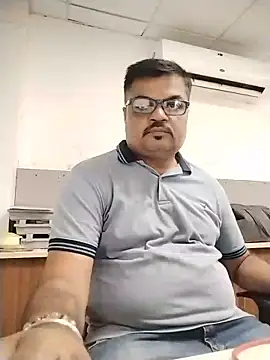 Desi Londa 143 online show from 05-16-26, 03:58